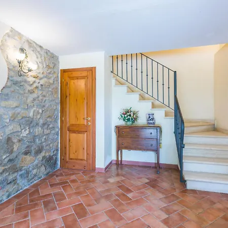 I Gelsomini By Interhome * Badia Agnano