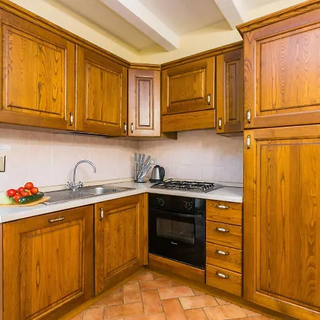 I Gelsomini By Interhome Vakantiehuis